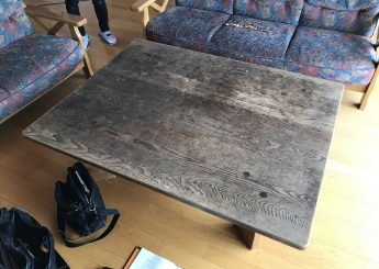 テーブル再塗装（天板のみ）