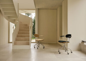 CH621 | Swivel Chair